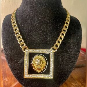 LIKE NEW: Runway Statement Lion Head w/CZ’s Heavy Duty Gold Toned Necklace